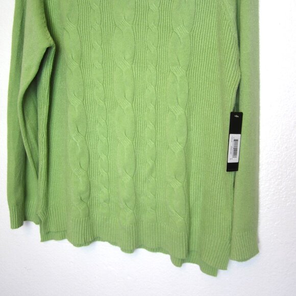 Cyrus NEW Size XL Cable Knit Green Super Soft Sweater Rayon Blend Scoop Neck - Picture 3 of 8